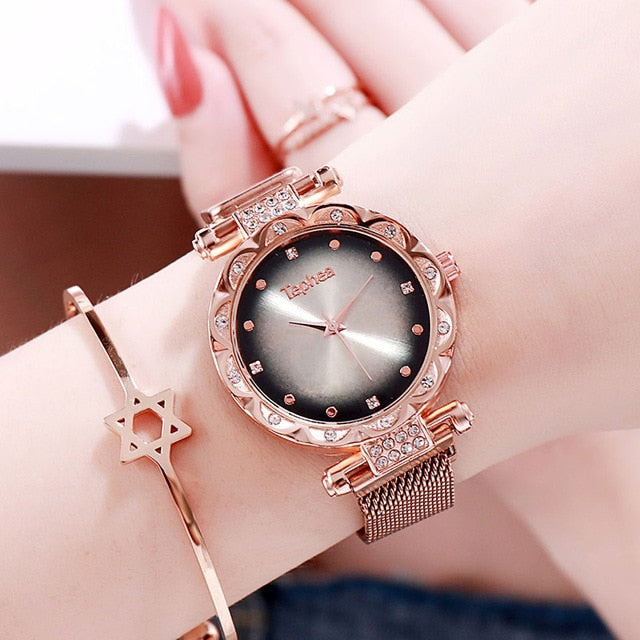 Luxury Women Magnetic Watches 2019 relogio feminino gradient Rhinestone Ladies Stainless Steel Quartz Wrist Watch For Gift Clock